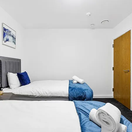Bullring Lux Suite- Netflix-free Parking-sleeps 6 Birmingham