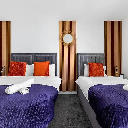 Bullring Lux Suite- Netflix-free Parking-sleeps 6 * Birmingham