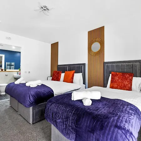 Apartment Bullring Lux Suite- Netflix-free Parking-sleeps 6 Birmingham